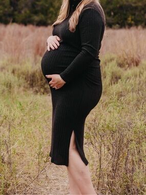 Black Ribbed Maternity Midi Dress with Side Slit